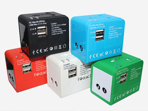 custom universal travel adapters,charging gift sets,business travel kit