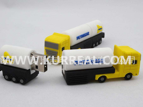 Personalized Oil Tank Truck Shaped USB Memory Sticks 2GB Gifts For Truck Manufacturers